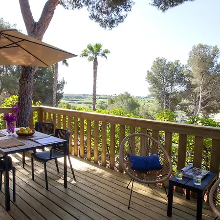 Caledonia Camping 4*