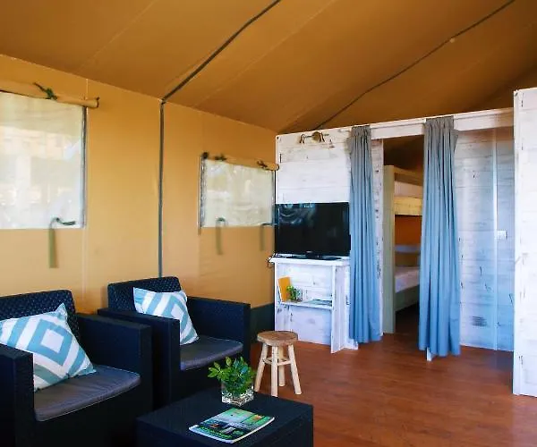 Caledonia 4* Tamarit