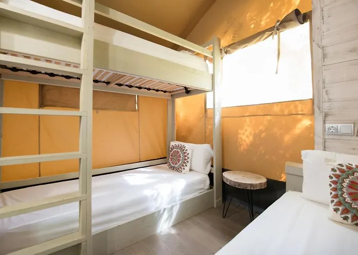 Caledonia Camping Tamarit