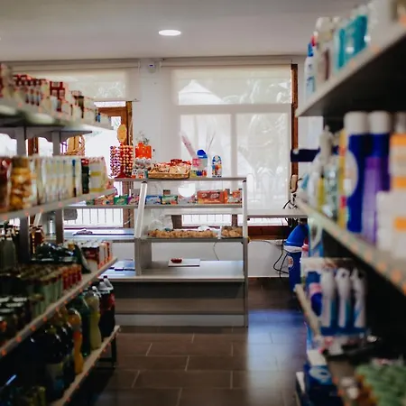 营地 喀里多尼亚露营酒店 4*