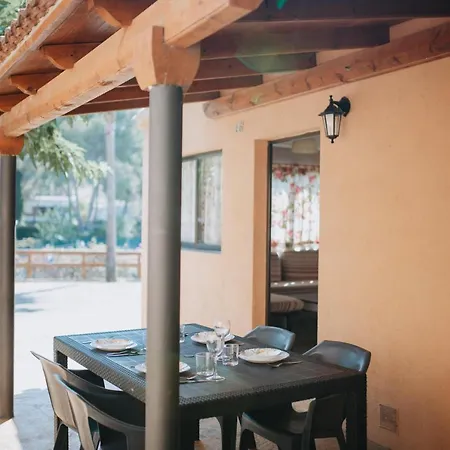 Κάμπινγκ Caledonia