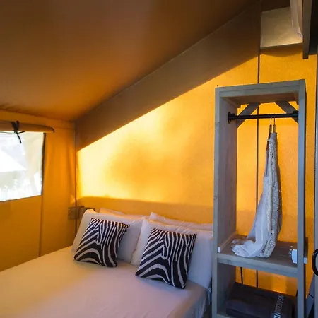 Caledonia 4* Tamarit