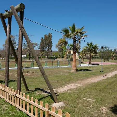 喀里多尼亚露营酒店 4*