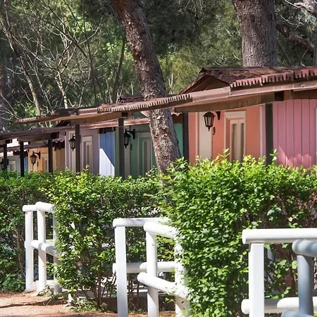 Caledonia Càmping 4*