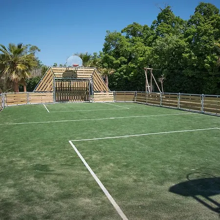 Kamp alanı Caledonia Tamarit