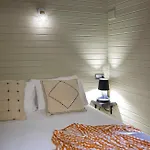 Caledonia キャンプ場 4*