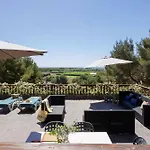 Caledonia 4*